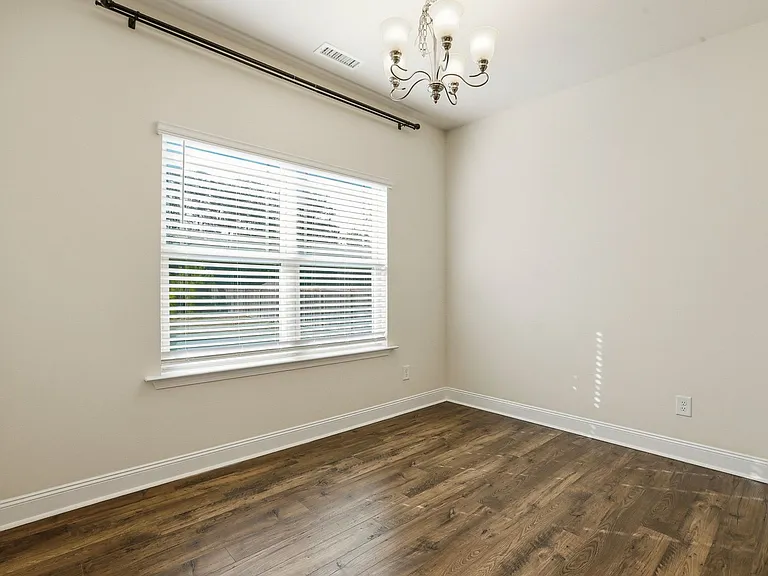 52 Woodwater Cir — Photo 20