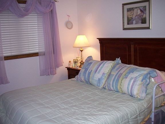 5th image of 16731 Paxton Ave APT 1S
