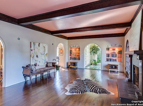 5th image of 130 Gatewood Ct