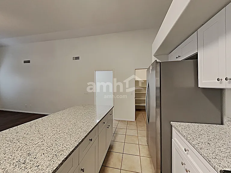 12723 W Edgemont Ave — Photo 5