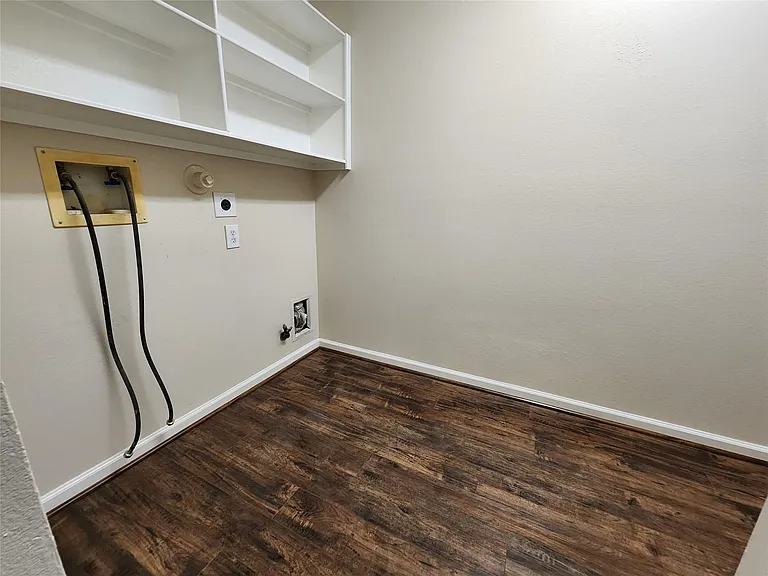 5307 Dandelion Meadow Ln — Photo 32
