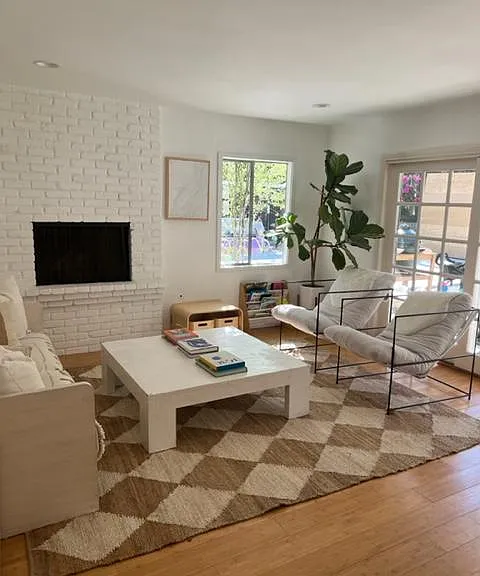 1109 Las Pulgas Rd — Photo 3