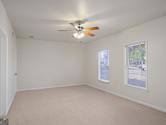 3rd image of 1978 Poppleford Ln
