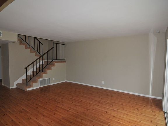 5th image of 1216 N Villa St