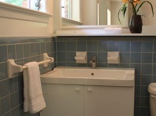 1724 Moonstone Ct, Decatur, GA 30033