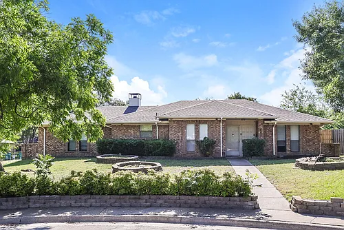 806 Cherlynne Dr Photo 1
