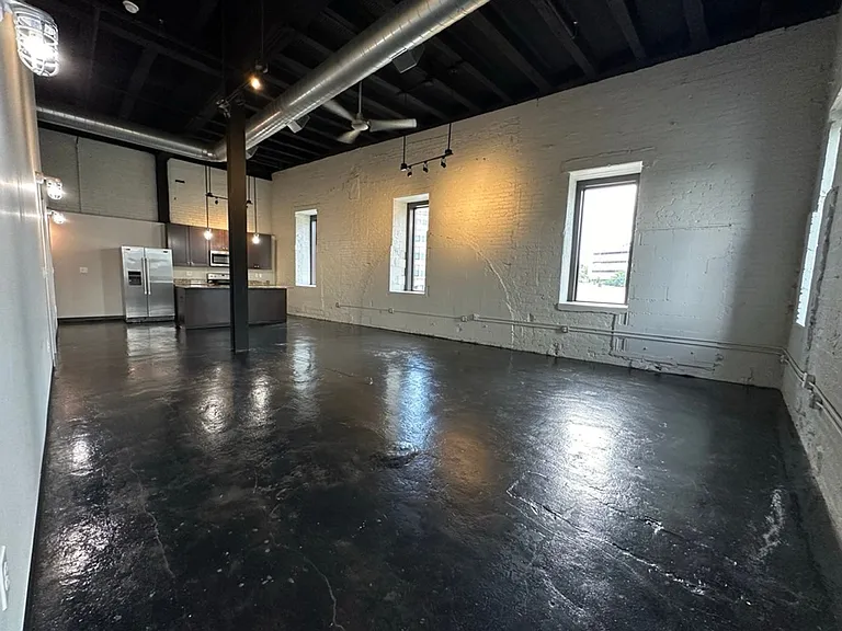520 Seneca St — Photo 21