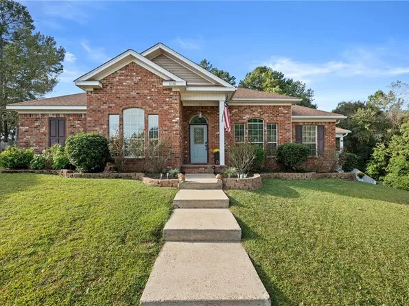 8330 Carousel Ct, Daphne, AL 36526