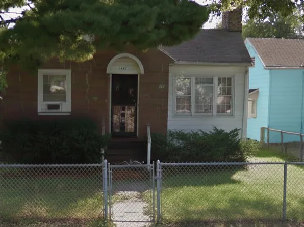 1425 7th St, Rock Island, IL 61201