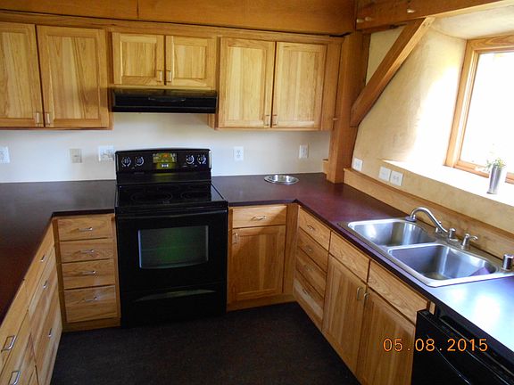 lovely kitchen layout