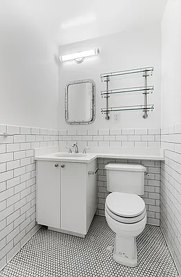 Rented by Mirador Real Estate | media 36