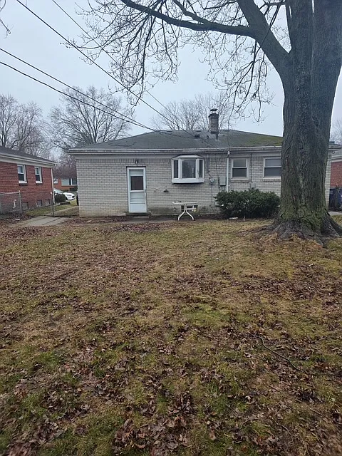 Building Photo - 1701 Regene St