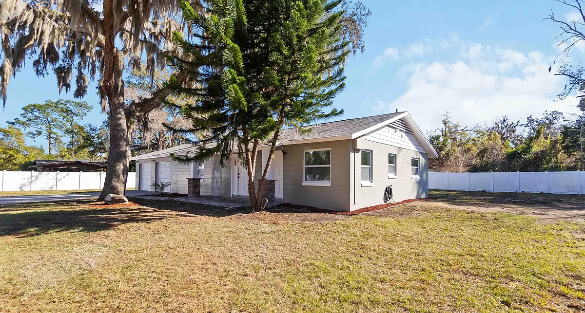 Building Photo - 1016 Ashworth Cv #B