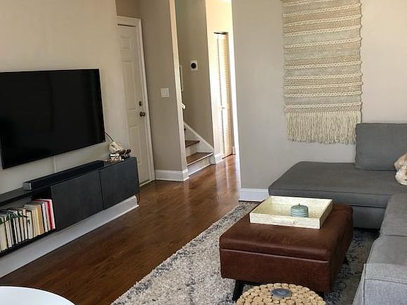 2nd image of 2931 N Dawson Ave #2