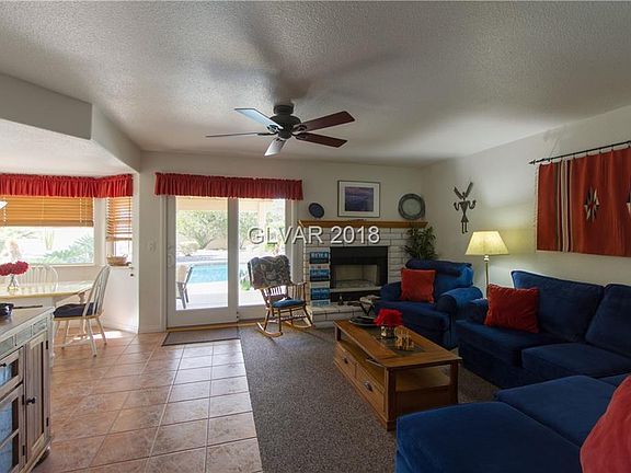 3rd image of 1617 Broadmoor Cir