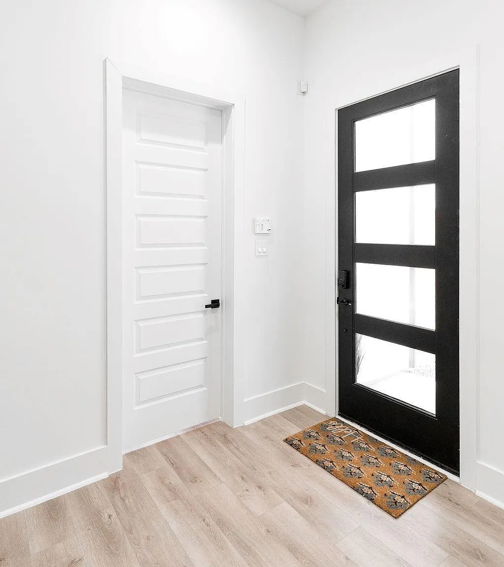 4 bed, 6.0 bath, 3065 sqft, $4,995 — Photo 3