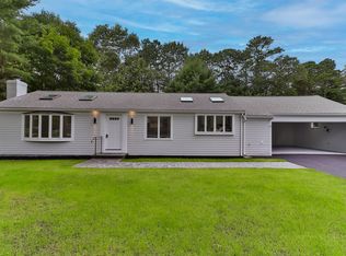 7 Guildford Rd, Centerville, MA 02632