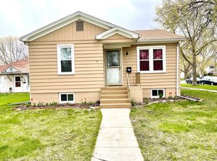 404 W 14th St, Grand Island, NE 68801