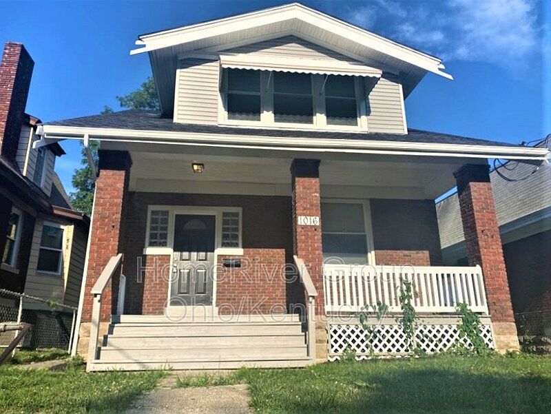 1st image of 1016 Underwood Pl