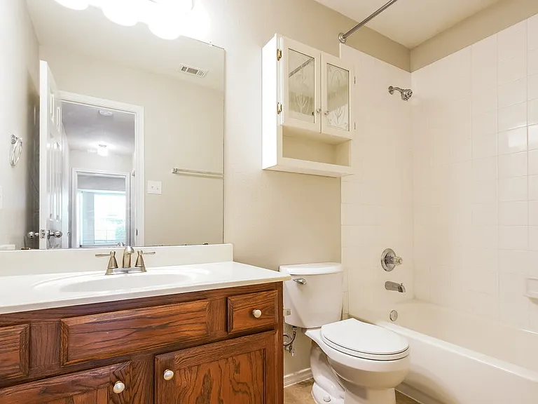 908 Chase Ln — Photo 15