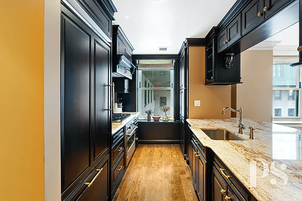 Rented by Compass | media 23