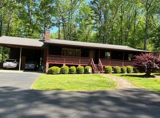 370 Log Barn Rd, Pittsboro, NC 27312