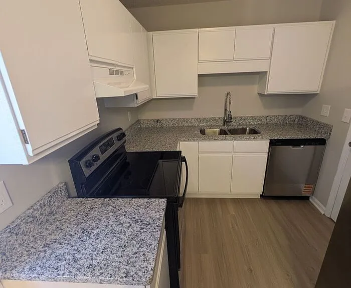 45 22nd Ave NE #45 — Photo 6