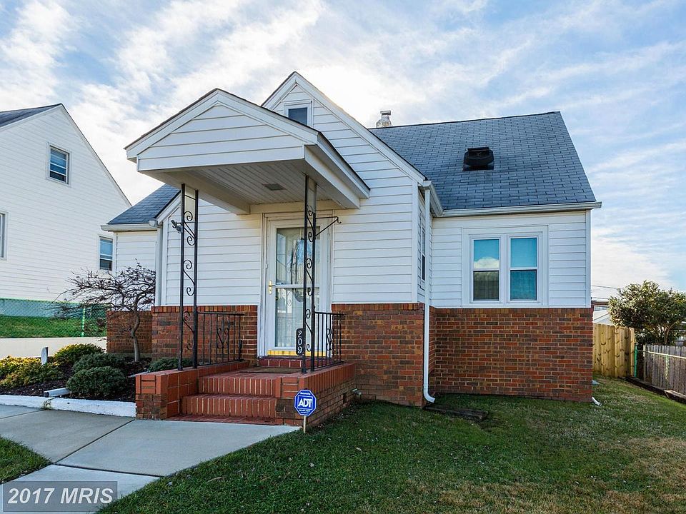 Front View of Home
