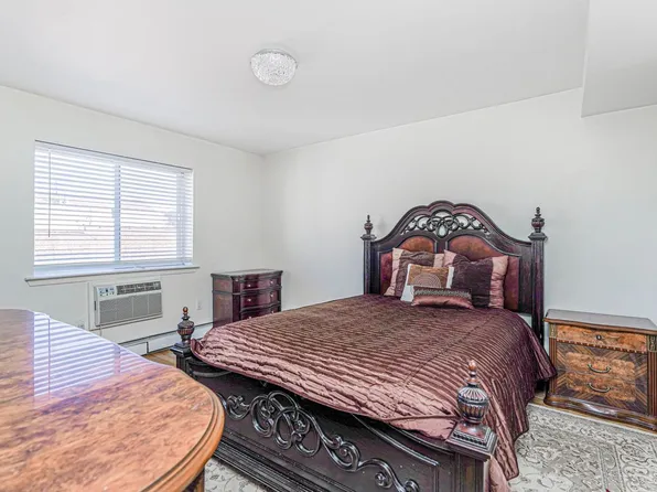 3107 Emmons Avenue image 5 of 30