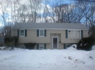 95 Ardsley Cir, Brockton, MA 02302