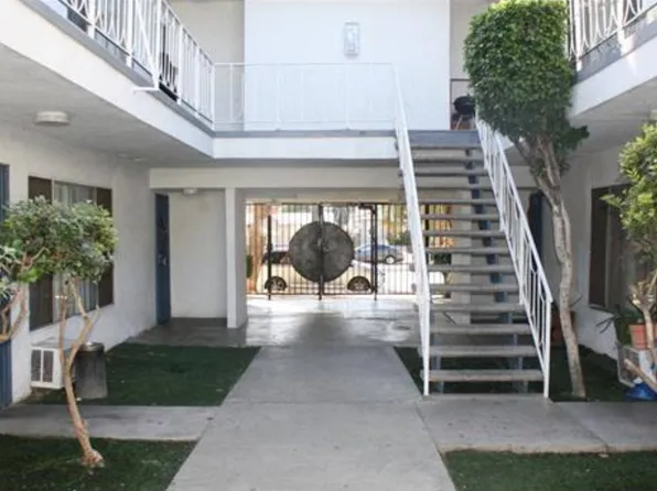 Shermanair Apartments