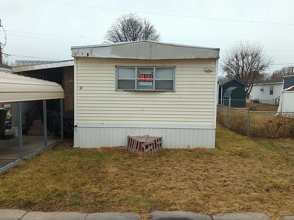 2701 Grand Ave Trailer 51, Kearney, NE 68847