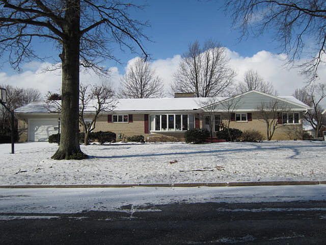 1st image of 1060 Westview Ave