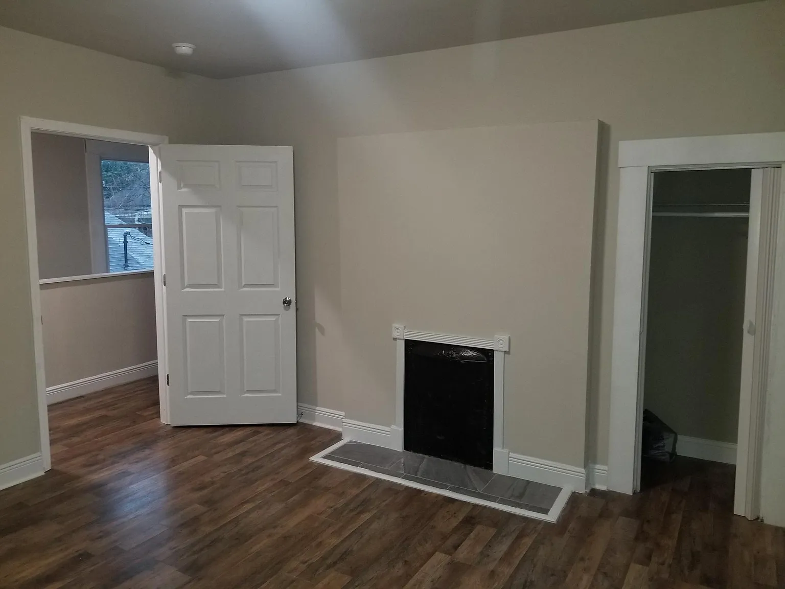 1 bed, 2250 sqft, $750 — Photo 4