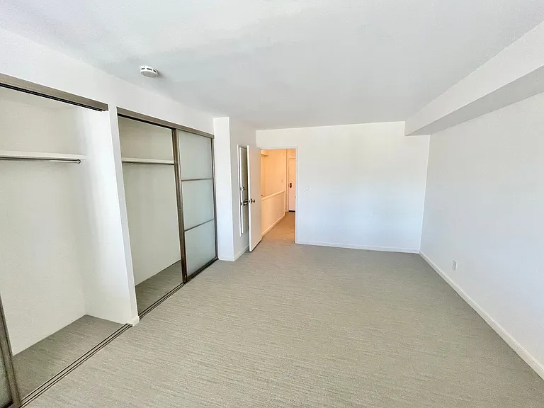 1177 California St #1132 — Photo 22