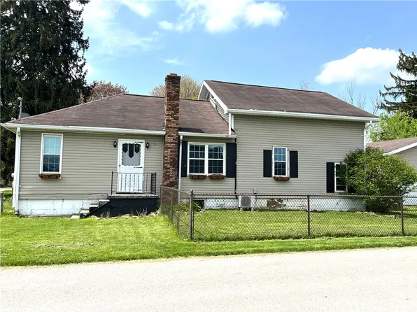 420 S Church St, Harrisville, PA 16038
