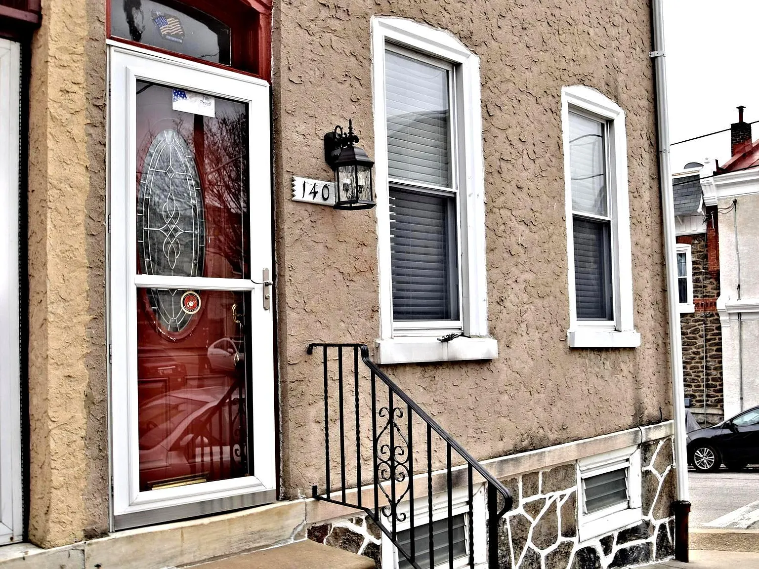 4 bed, 2020 sqft, $2,700 — Photo 1
