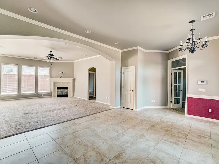 4601 NW 162nd Ct — Photo 6