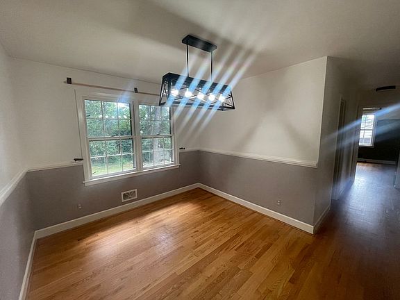 4th image of 2122 Westerly Dr