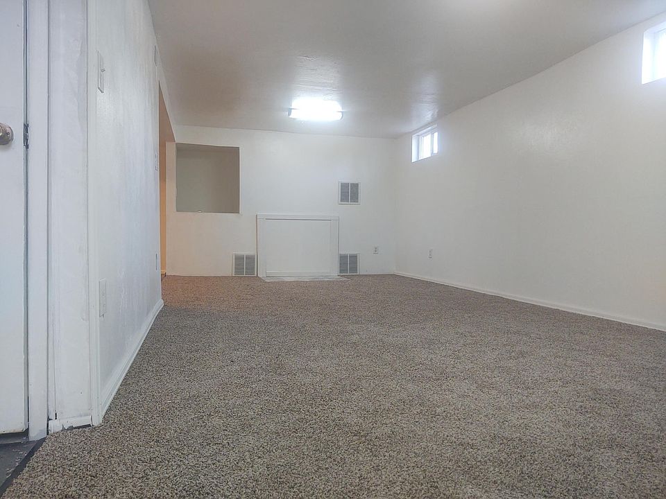2nd image of 6155 Gray St