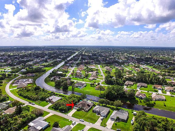 5th image of 962 SW Bellevue Ave