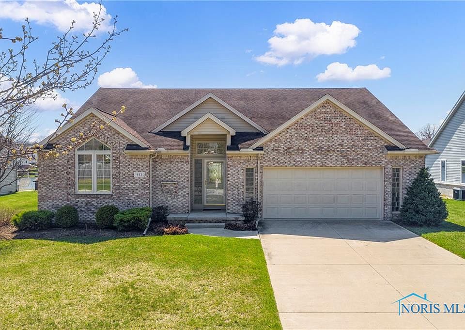 1st image of 932 High Pines Dr