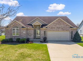 932 High Pines Dr, Toledo, OH