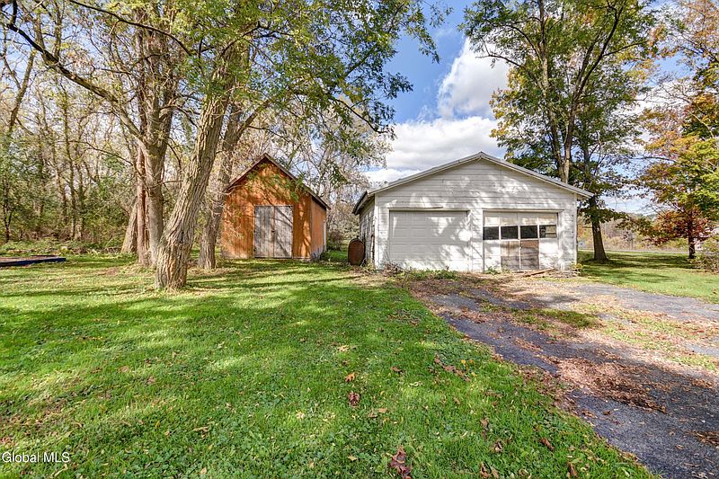 2nd image of 131 Fort Hunter Road
