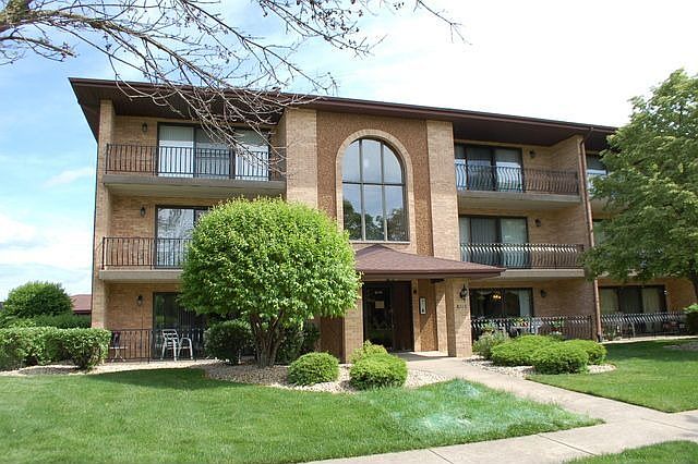 1st image of 8248 160th Pl APT 1E