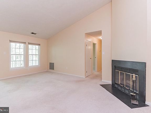 3rd image of 620 Southern Hills Dr