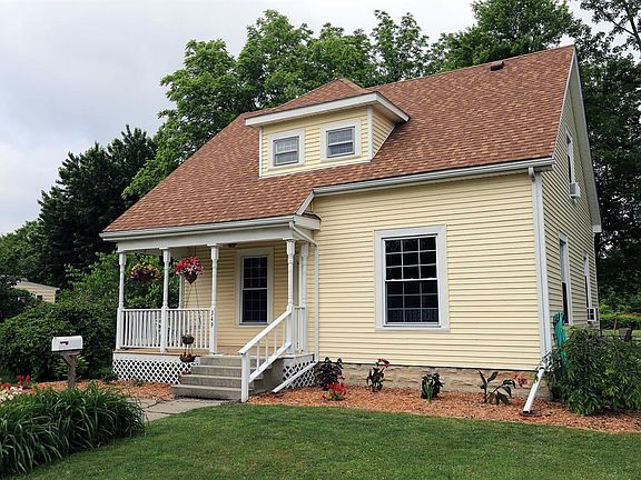 2nd image of 349 Barnum St