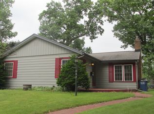 426 Dewey St, Michigan City, IN