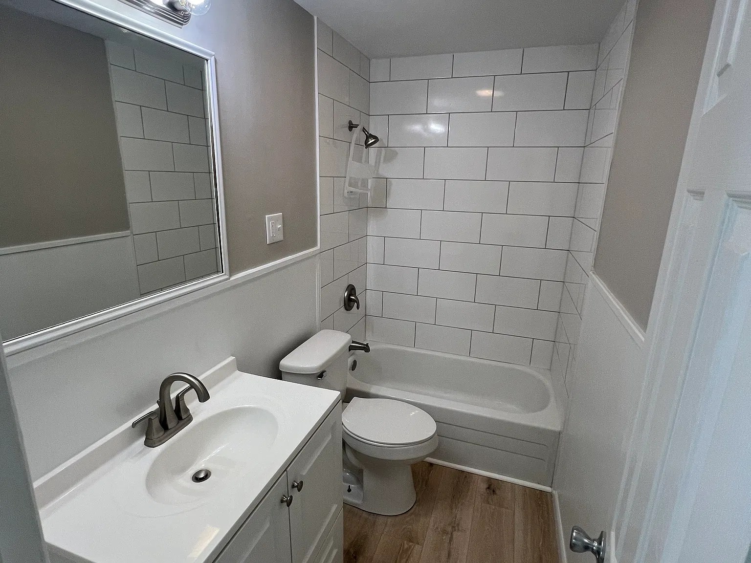 1 bed, $1,100 — Photo 4