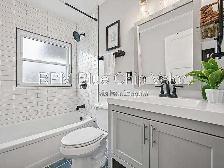 3395 Ault View Ave — Photo 17